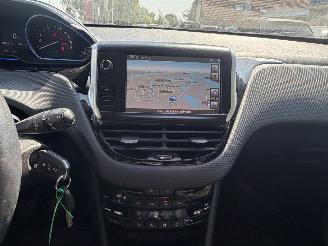 Peugeot 2008 1.2 VTi Acces. TREKHAAK | KLIMA | NAVI | CRUISE CONTROL. picture 17