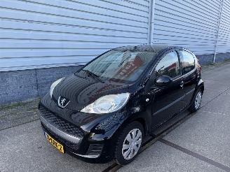 Avarii autoturisme Peugeot 107 1.0-12V Sublime 2010/1