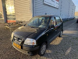 skadebil auto Hyundai Atos 1.1 Active Young 2008/1