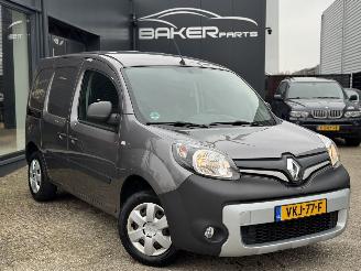 krockskadad bil auto Renault Kangoo 1.5 Blue Dci 95 Luxe 2021/5
