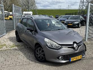 uszkodzony samochody osobowe Renault Clio 1.5 DCI ECO Night&Day 128.000 KM NAP 2015/8