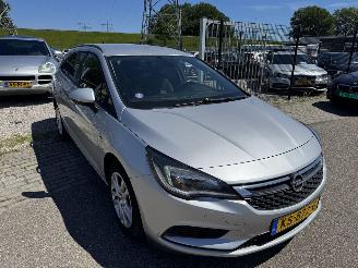 Opel Astra SPORTS TOURER 1.0 edition picture 3
