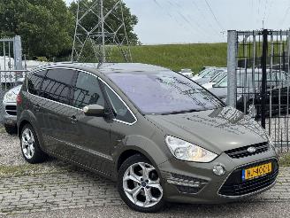 krockskadad bil auto Ford S-Max 2.0 TDCi Titanium 7 Persoons 2011/7