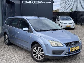 Unfallwagen Ford Focus 1.6 16-V trend 2007/3