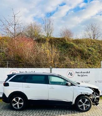 Peugeot 5008 Allure picture 7