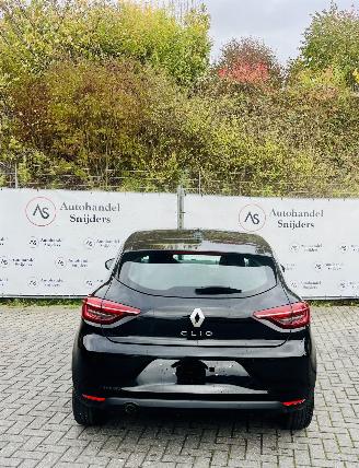 Renault Clio  picture 5