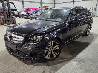 Mercedes C-klasse C220 CDI AMG LINE Aut picture 13