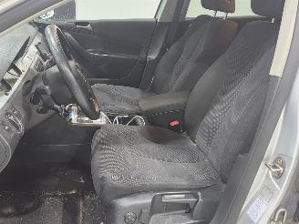 Volkswagen Passat 2.0 TDI Highline Blue TDI picture 8