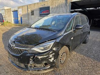 škoda osobní automobily Opel Zafira Tourer Cosmo 7-Persoons Leder Led Navi Camera Stoelverw. Trekhaak 99KW/135PK 2017/6