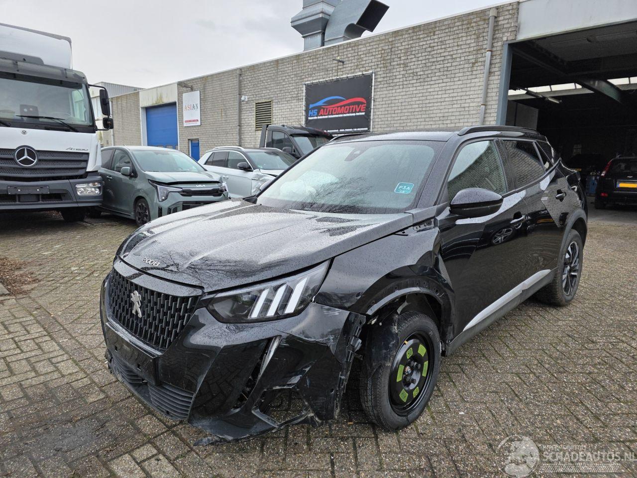 Peugeot 2008 GT-Line Automaat Pano Leder Camera Led Keyless Acc Lane-Assist Sfeerverl. 96KW/131PK