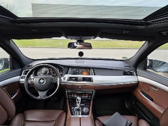 BMW 5-serie 535d GT X-Drive Pano M-Inter. Sport-Mode Memory Surround-View Led Navi Trekhaak Rolgordijn 220KW/300PK picture 14