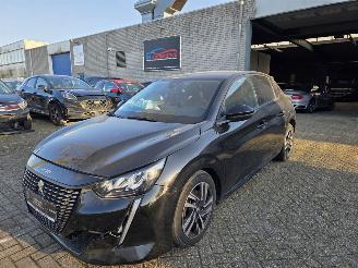 Unfallwagen Peugeot 208 1.2 Allure Automaat Led Camera Navi Drive-Mode 1/2Leder 74KW/100PK 2023/3