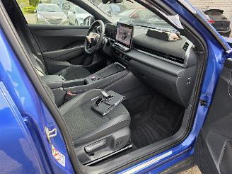 Volkswagen T-Roc R-Line 1.5eTSI Head-Up IQ-Light SurroundView Virtual Keyless Sfeerverl. Acc Stuurverw. Drive-Mode 110KW/150PK picture 9