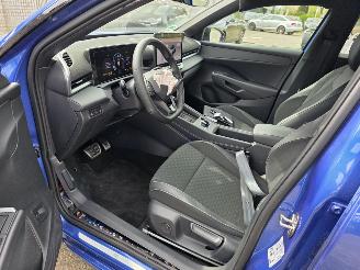 Volkswagen T-Roc R-Line 1.5eTSI Head-Up IQ-Light SurroundView Virtual Keyless Sfeerverl. Acc Stuurverw. Drive-Mode 110KW/150PK picture 10