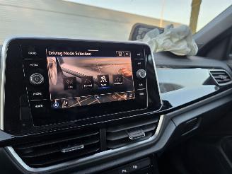 Volkswagen T-Roc 1.5 TSI R-Line DSG Virtual Navi IQ-Light Sport-Mode Massage Camera Sfeerverl. Stoelverw. Trekhaak Ecc Acc 110KW/150PK picture 17