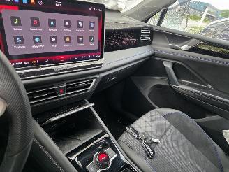 Volkswagen Tiguan R-Line 1.5eTSI ProMax-Navi Head-Up Keyless IQ-Light 360View Massage Sfeerverl. Acc Lane-Assist Trekhaak 110KW / 150PK picture 16