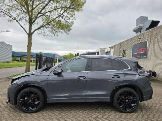 Volkswagen Tiguan R-Line 1.5eTSI ProMax-Navi Head-Up Keyless IQ-Light 360View Massage Sfeerverl. Acc Lane-Assist Trekhaak 110KW / 150PK picture 2