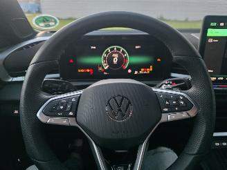 Volkswagen T-Roc R-Line 1.5eTSI IQ-Light Drive-Mode Camera Virtual Keyless Sfeerverl. Acc Lane-Assist 110KW / 150PK picture 14