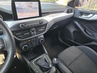 Ford Focus 1.0 EcoBoost Led Acc Camera Led Navi Lane-Assist Stuurverw. Voorruitverw. 74KW/100PK picture 15