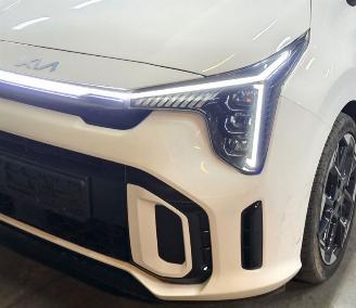Damaged car Kia Picanto 1.2 GT-Line Automaat Led Keyless Leder Camera Navi Lane-Assist 58KW/79PK 2025/2
