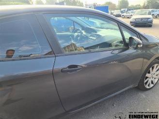 Peugeot 208 208 I (CA/CC/CK/CL), Hatchback, 2012 / 2019 1.0 Vti 12V PureTech picture 12