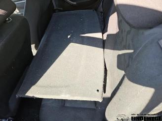 Volkswagen Golf Golf IV (1J1), Hatchback, 1997 / 2005 1.4 16V picture 21