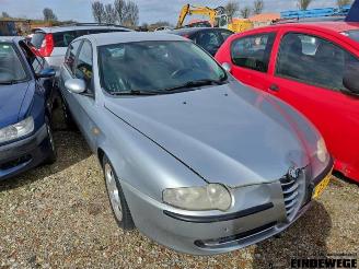 Uttjänta bilar auto Alfa Romeo 147 147 (937), Hatchback, 2000 / 2010 2.0 Twin Spark 16V 2004/11