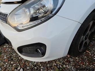 Kia Rio Rio III (UB), Hatchback, 2011 / 2017 1.2 CVVT 16V picture 16