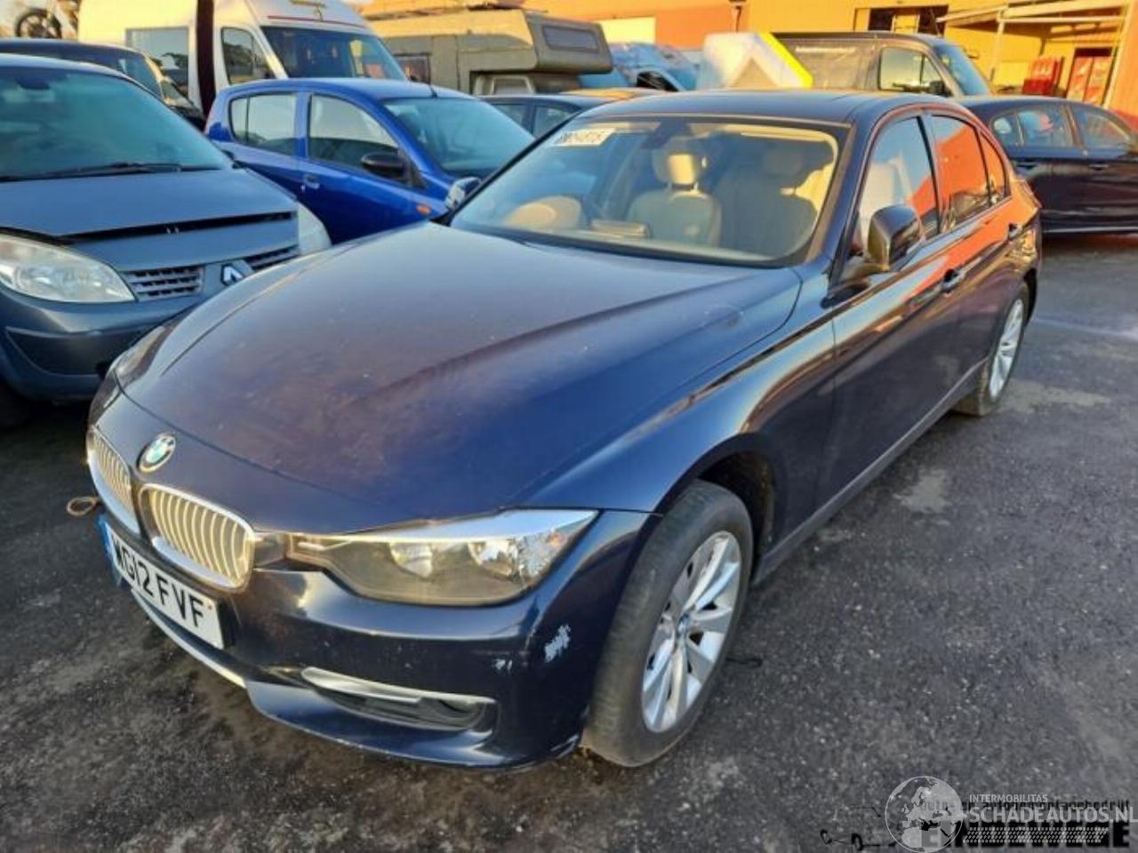 BMW 3-serie 3 serie (F30), Sedan, 2011 / 2018 320i 2.0 16V