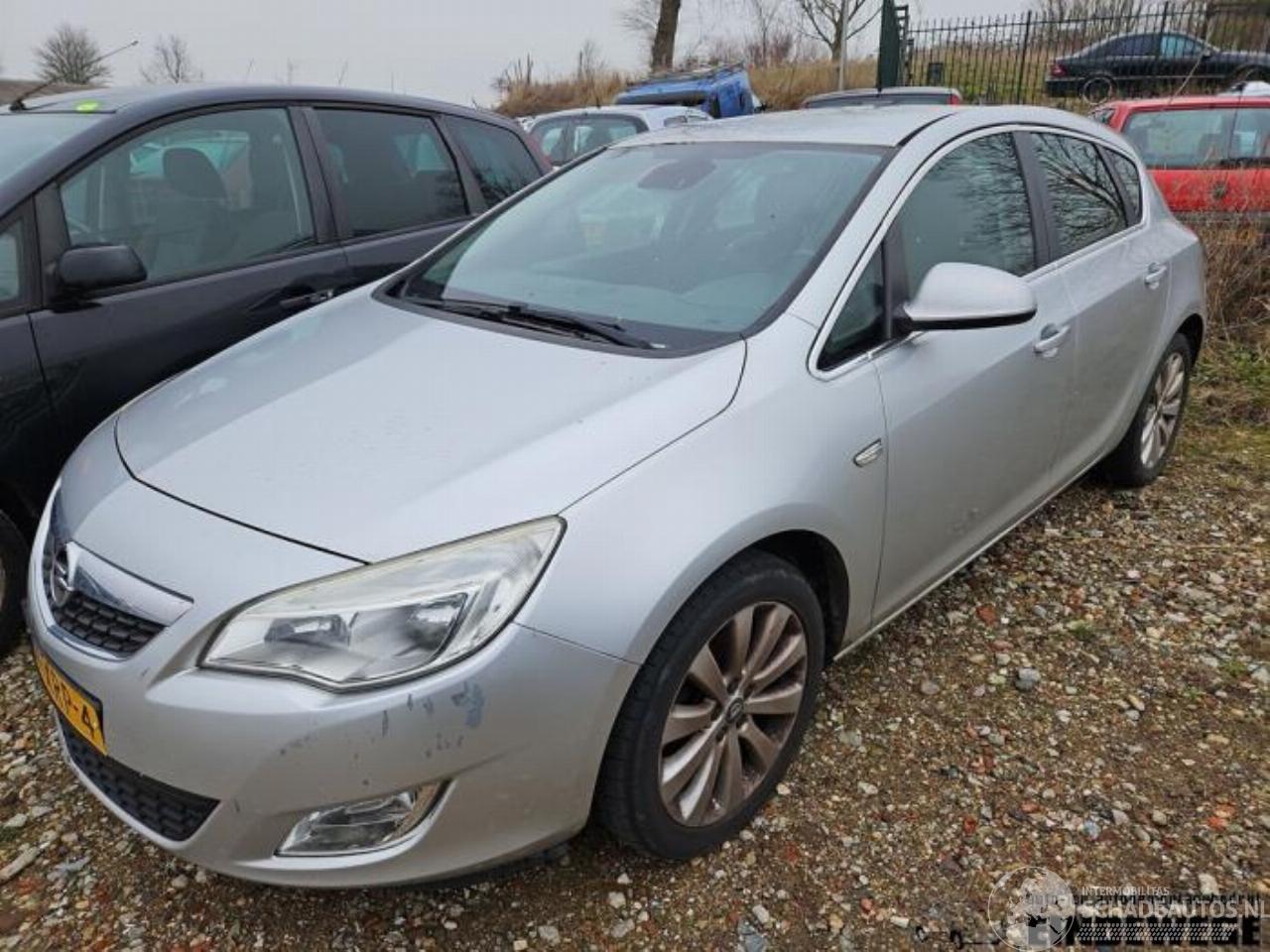 Opel Astra Astra J (PC6/PD6/PE6/PF6), Hatchback 5-drs, 2009 / 2015 1.4 Turbo 16V