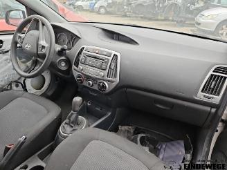 Hyundai I-20 i20, Hatchback, 2008 / 2015 1.1 CRDi VGT 12V picture 5