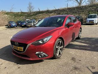 skadebil auto Mazda   2014/1