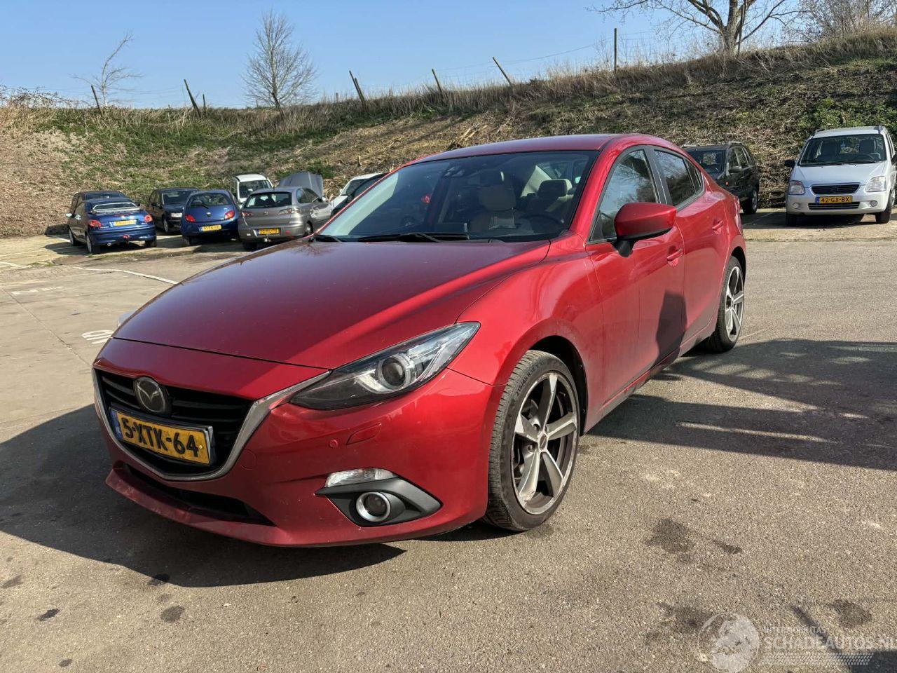 Mazda 3 2.2D Skylease+