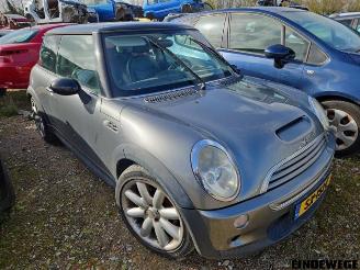 Mini Cooper S Mini Cooper S (R53), Hatchback, 2002 / 2006 1.6 16V picture 4