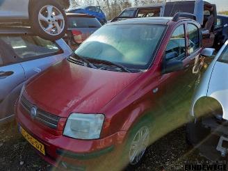 Vrakbiler auto Fiat Panda Panda (169), Hatchback, 2003 / 2013 1.2 Fire 2004/6