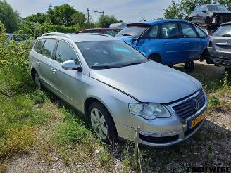 Coche siniestrado Volkswagen Passat Passat Variant (3C5), Combi, 2005 / 2010 2.0 FSI 16V 2007/3