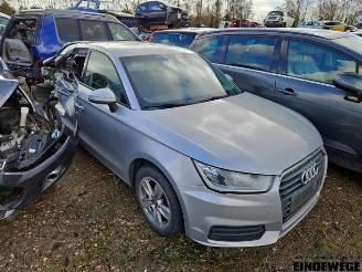 Audi A1 A1 Sportback (8XA/8XF), Hatchback 5-drs, 2011 / 2018 1.0 TFSI Ultra 12V picture 2