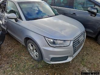 Audi A1 A1 Sportback (8XA/8XF), Hatchback 5-drs, 2011 / 2018 1.0 TFSI Ultra 12V picture 8