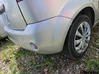 Ford Fiesta Fiesta 5 (JD/JH), Hatchback, 2001 / 2009 1.4 16V picture 11
