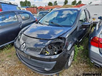 Salvage car Renault Clio Clio III Estate/Grandtour (KR), Combi, 2007 / 2014 1.2 16V TCE 100 2010/11