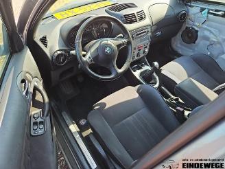 Alfa Romeo 147 147 (937), Hatchback, 2000 / 2010 2.0 Twin Spark 16V picture 3