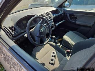 Skoda Fabia Fabia II (5J), Hatchback 5-drs, 2006 / 2014 1.2 TDI 12V Greenline picture 4