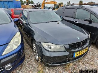 Dezmembrări autoturisme BMW 3-serie 3 serie (E90), Sedan, 2005 / 2011 325i 24V 2006/7