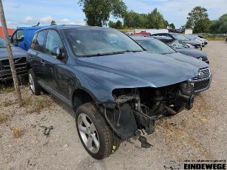 Coche siniestrado Volkswagen Touareg Touareg (7LA/7L6), SUV, 2002 / 2010 2.5 TDI R5 2005/7
