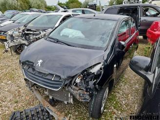 Uttjänta bilar auto Peugeot 108 108, Hatchback, 2014 1.0 12V 2014/12