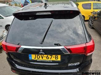 Mitsubishi Outlander Outlander (GF/GG), SUV, 2012 / 2022 2.4 16V PHEV 4x4 picture 31