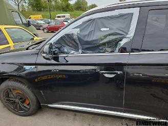 Mitsubishi Outlander Outlander (GF/GG), SUV, 2012 / 2022 2.4 16V PHEV 4x4 picture 8