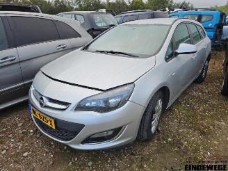 Uttjänta bilar auto Opel Astra Astra J Sports Tourer (PD8/PE8/PF8), Combi, 2010 / 2015 1.7 CDTi 16V 2012/10
