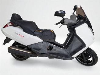 Schade scooter Peugeot  SATELIS 2010/4