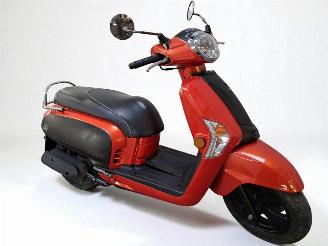 Schade scooter Kymco  LIKE 2016/8
